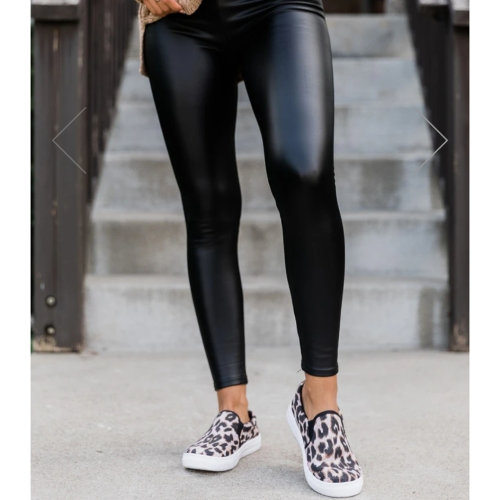 Faux Leather Leggins